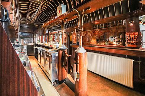 Центральное коммерческое пространство: 2