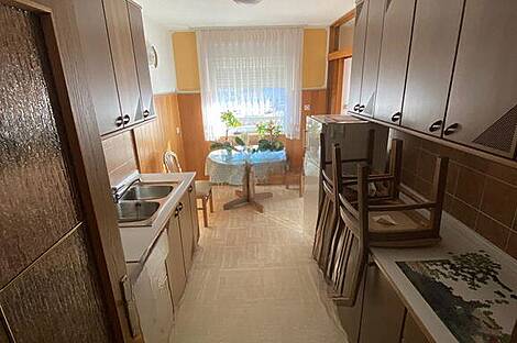 Коммерческая недвижимость в Москве: 9