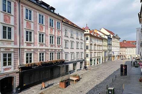 Коммерческое пространство в центральной части города: 1