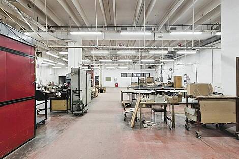 Складно Стегневое Промышленное Здание: 1