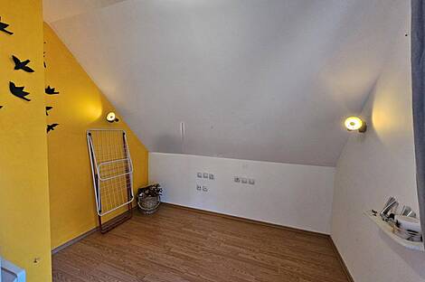 Поднартский дом: 13