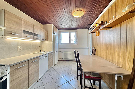 Квартира с тремя комнатами в Шишке: 7