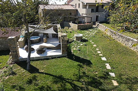 Дом, Бризовица близ Градина: 2