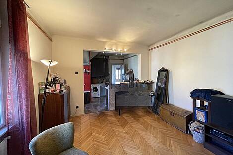 Квартира с тремя комнатами, Шишка: 3