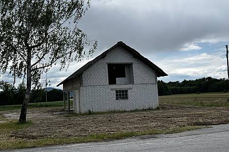 Дом, Дечно Село, Брежице: 4