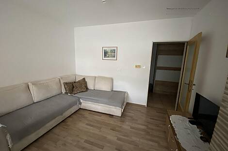 Квартира с тремя комнатами в Ливаде: 2