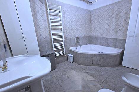 Особняк с террасой в Копере: 9