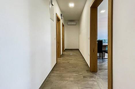 Дом, 5-комнатный и более Ново Порторож: 24