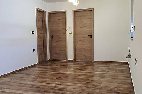 Квартира в Шмарье с тремя комнатами: 8