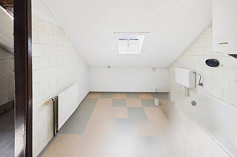 Трёхкомнатная квартира в центре: 9