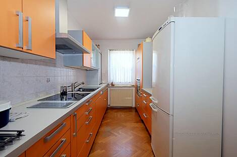 Дом в Кране с террасой: 10