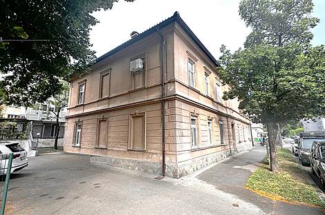1-комнатная квартира в Центре: 12