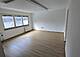 Квартира с тремя комнатами на улице Алешовчевой: 1 (превью)